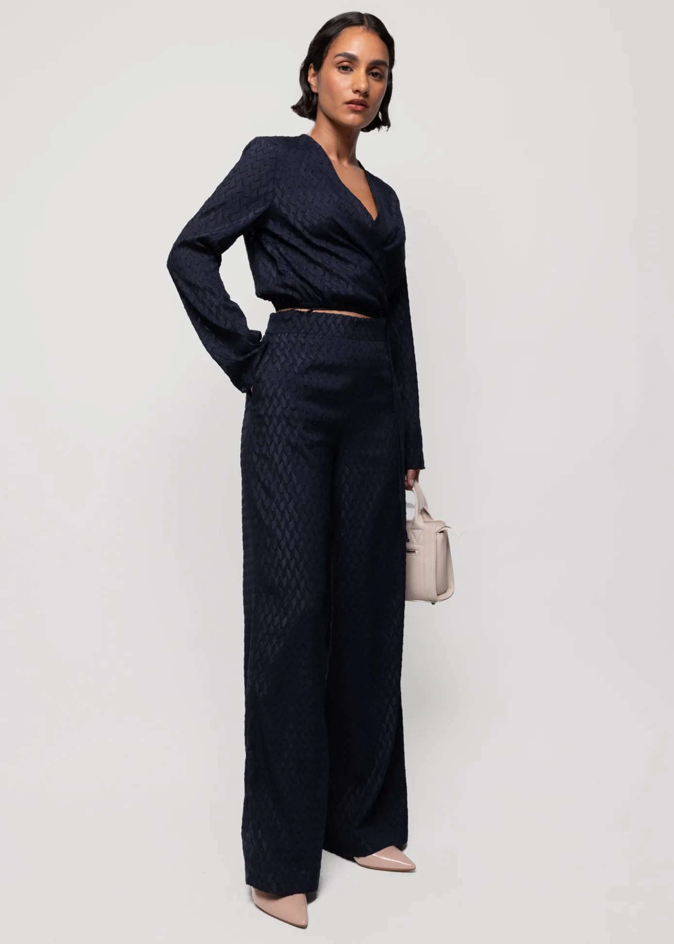 ausbrenner_wikkeltop_2.webp Cheap Ausbrenner Wikkeltop Vrouw Blouses