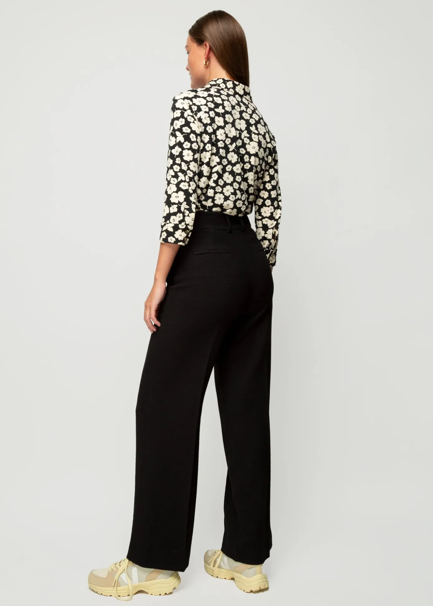 crinkle_structuur_pantalon_2-2.webp Sale Crinkle Structuur Pantalon Vrouw Basics