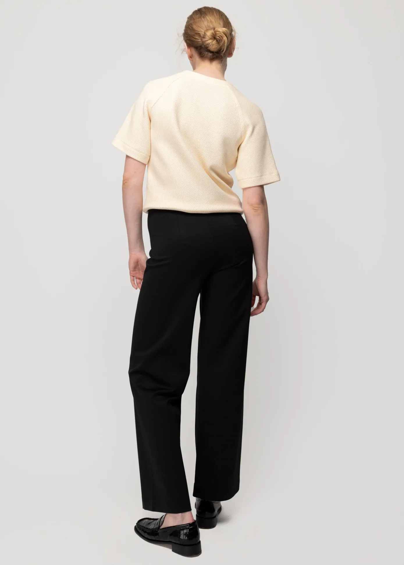 high_tech_broek_2.webp Shop High Tech Broek Vrouw Basics