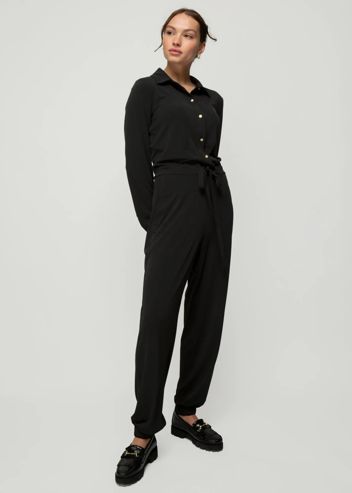Online Jumpsuit Met Gouden Knopen Vrouw Basics