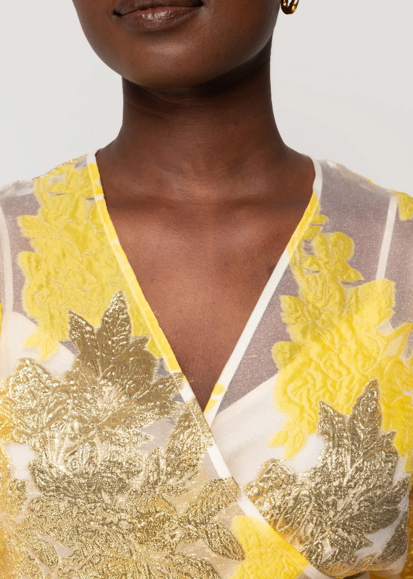 organza_wrap_top_3.webp Fashion Organza Wrap Top Vrouw Tops