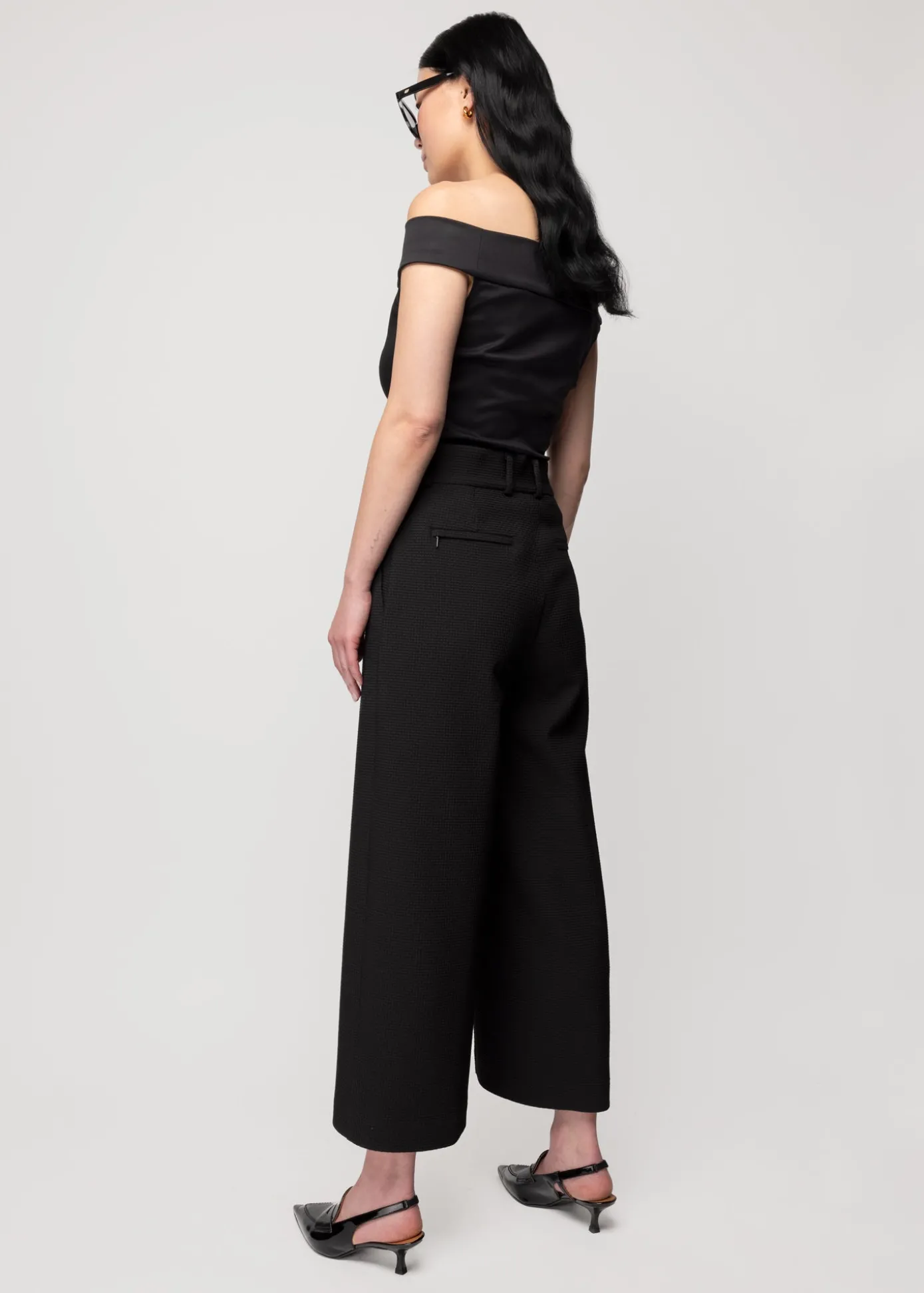 punto_off_shoulder_top_2.webp Best Sale Punto Off Shoulder Top Vrouw Tops