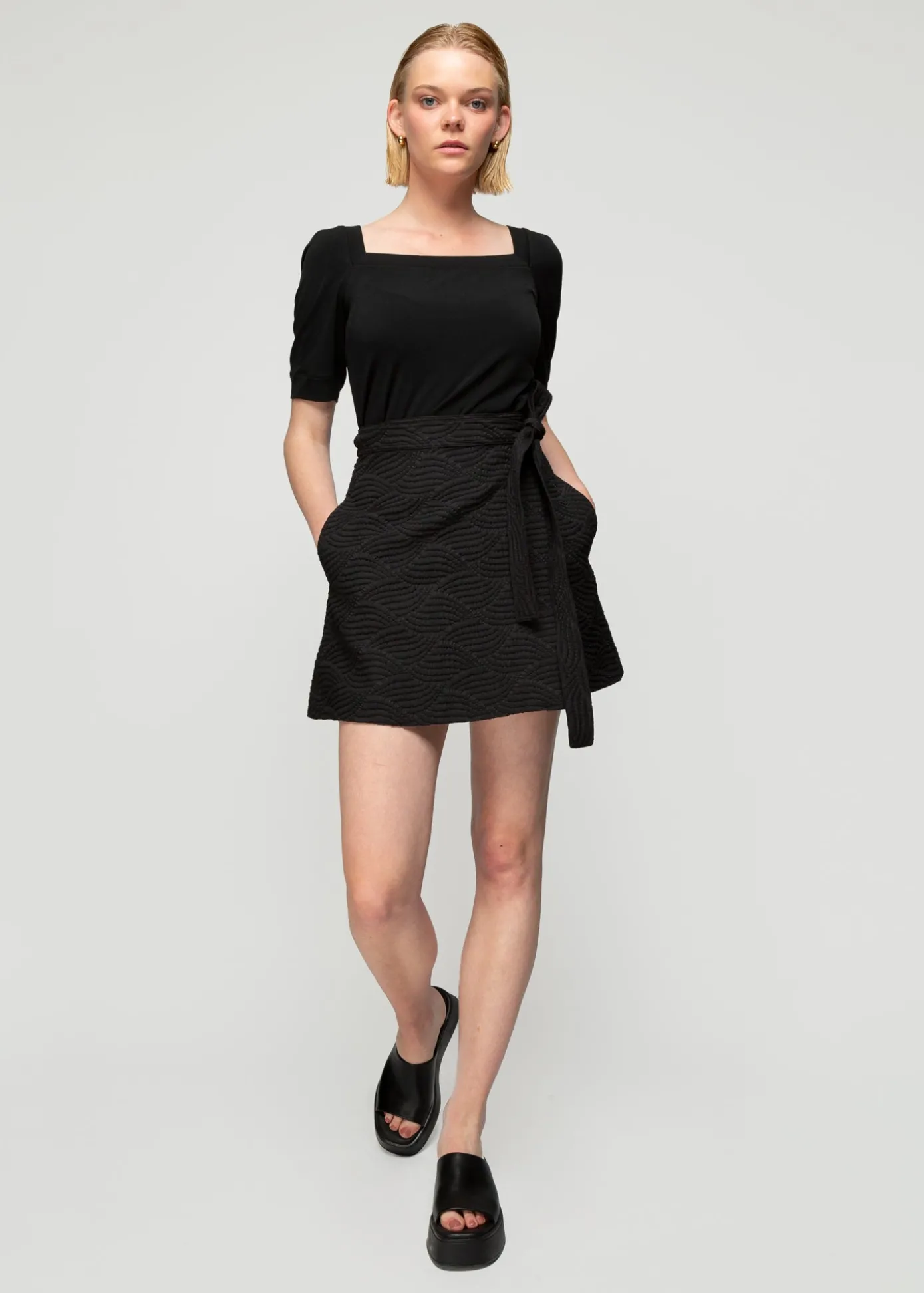 Outlet Top Met Vierkante Hals Vrouw Basics