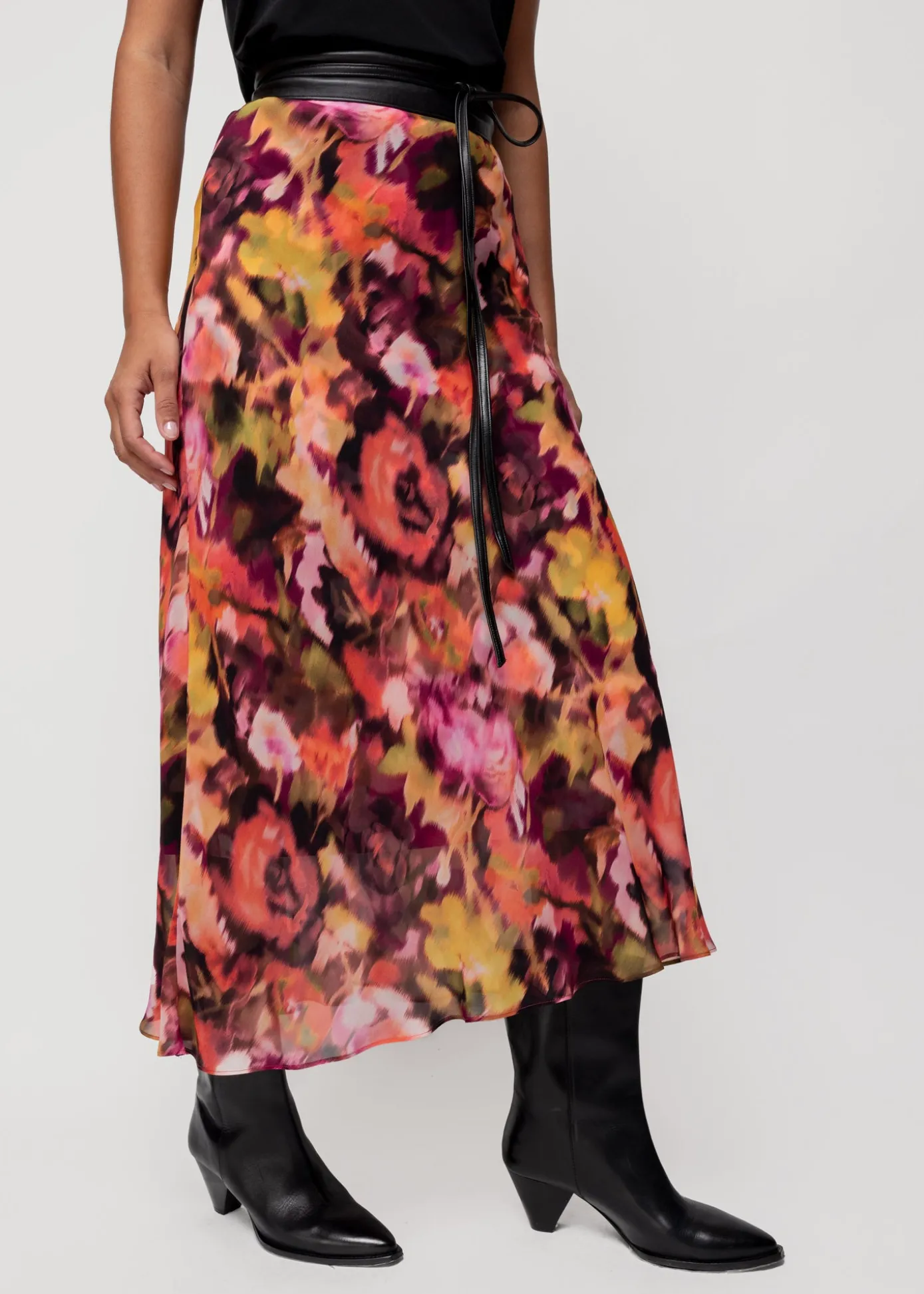 viscose_midi_rok_met_print_2.webp Best Viscose Midi Rok Met Print Vrouw Rokken